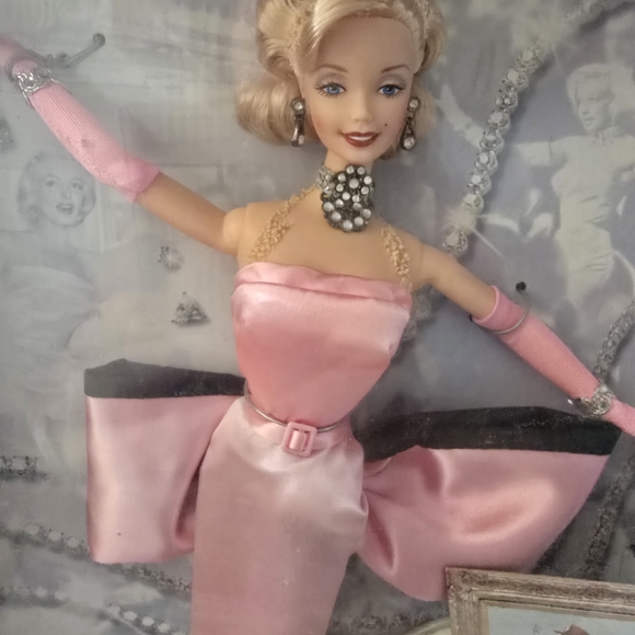 1997 Barbie Collector Edition Marilyn Monroe- Gentelmen Prefer Blondes - Picture 2 of 6